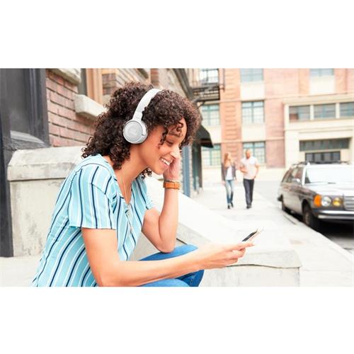 JBL Tune 670 Auriculares con Cancelación de Ruido Blanco