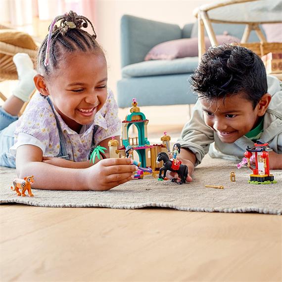 LEGO 43208 Aventura de Jasmine y Mulán
