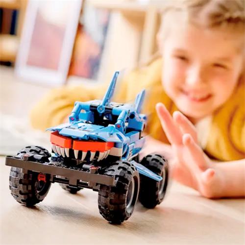 LEGO 42134 Monster Jam Megalodon