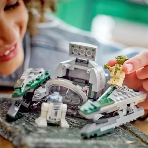 LEGO 75360 Nave Caza Estelar Jedi del Maestro Yoda Starfighter Star Wars