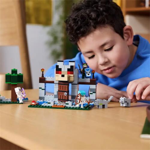 LEGO 21261 La Fortaleza-Lobo