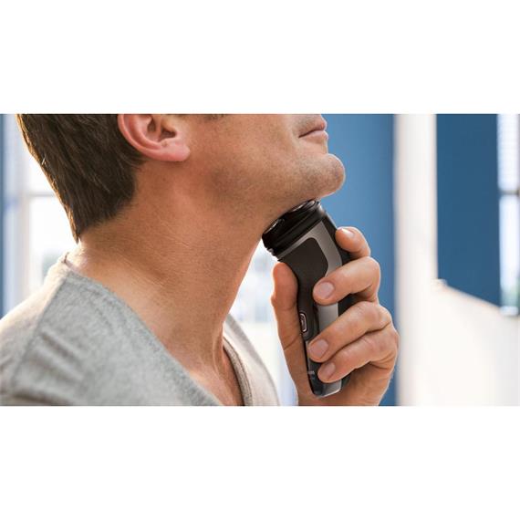 Philips Afeitadora S1333/41 PowerCut / Cortapatillas