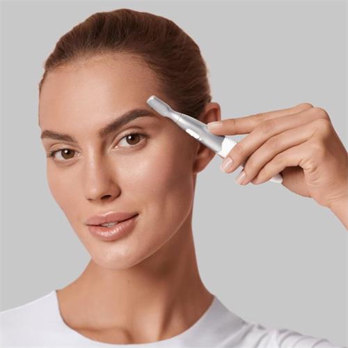 Braun FG1106 Recortadora Facial de Precisión Inalámbrica Blanca