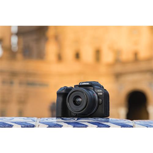 Canon EOS R10 + RF-S18-45 IS STM