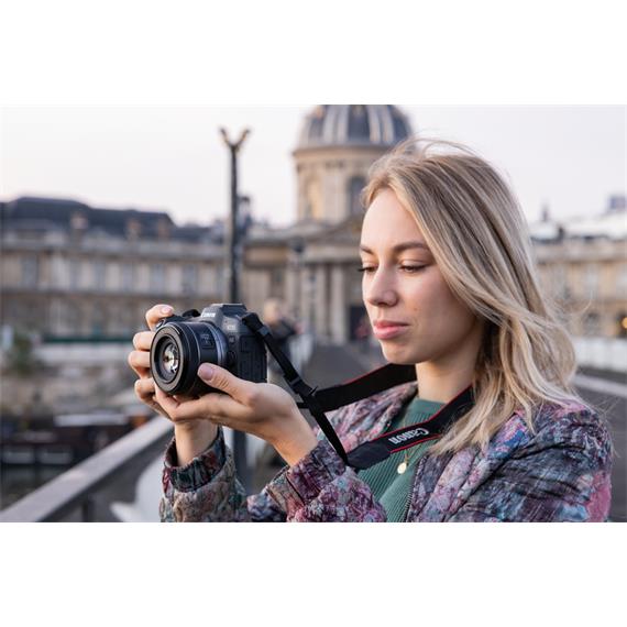Canon EOS R8 + Objetivo RF 24-50mm F4.5-6.3 IS STM