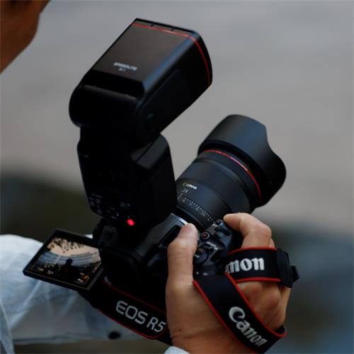 Canon Objetivo RF24MM F1.4 L VCM