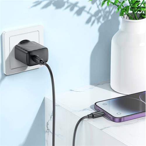 Cargador USB-C Hoco CS22 PD 30W Negro