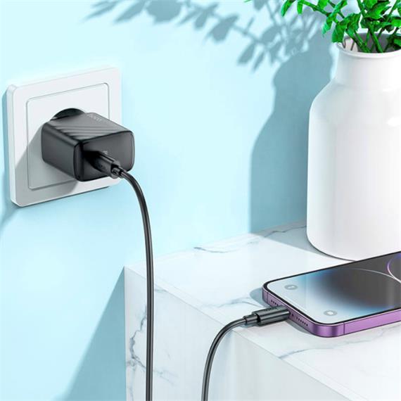 Cargador USB-C + Cable Lightning Hoco CS22 PD 30W Negro