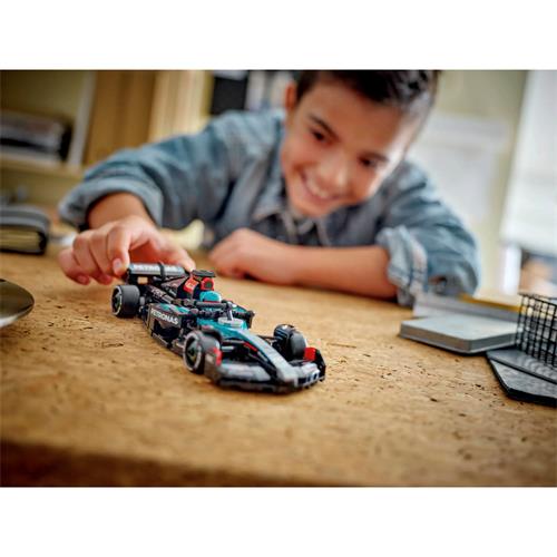 LEGO 77244 Mercedes AMG F1 W15 Race Car