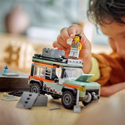 LEGO 60447 Off-Road 4x4 Mountain Truck