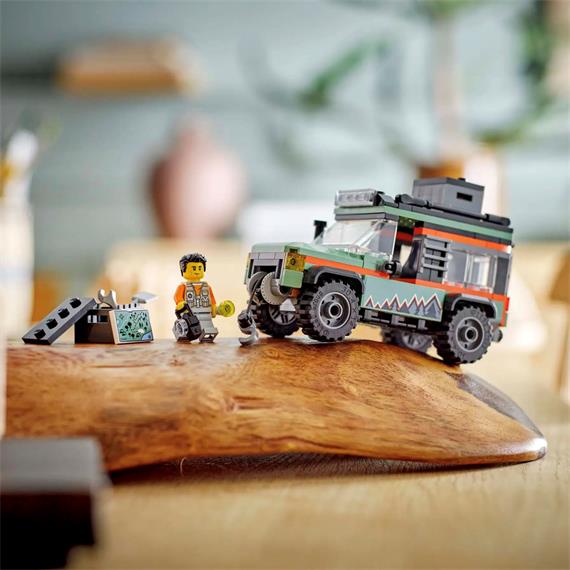 LEGO 60447 Off-Road 4x4 Mountain Truck