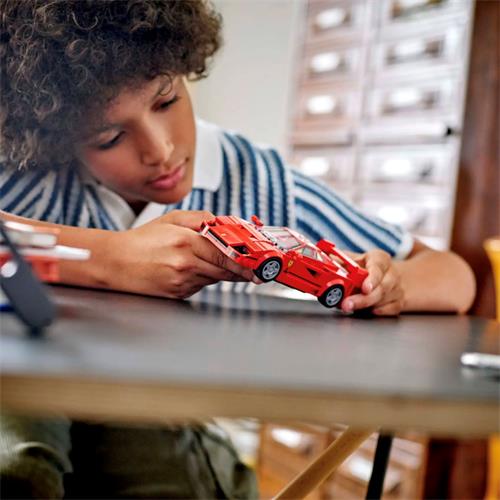 LEGO 76934 Ferrari F40 Supercar