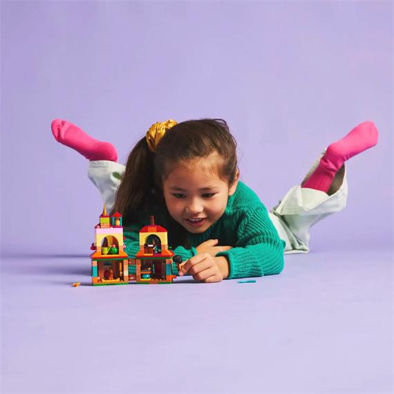LEGO 43261 Encanto Mini House