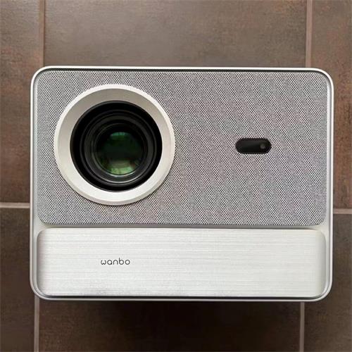 Wanbo DaVinci 1 Pro Proyector 1080p, 600 Lúmenes, Android TV 11.0  WiFi y Bluetooth