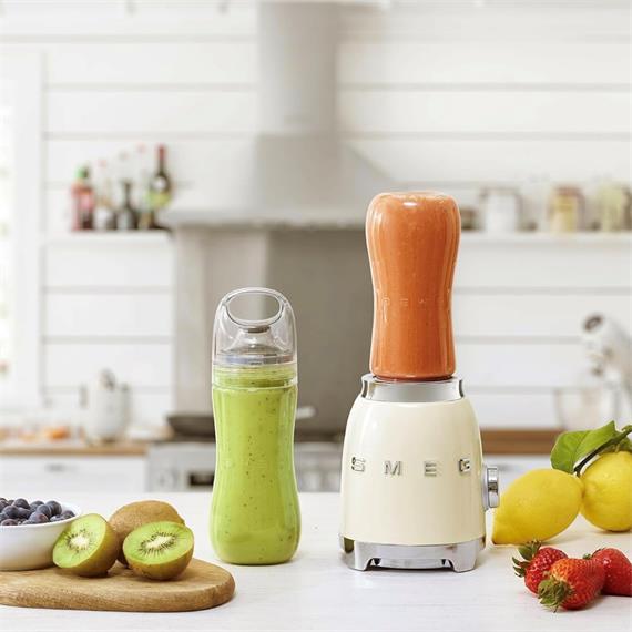 Smeg Mini Batidora 300w con vaso portátil Crema (PBF01CREU)