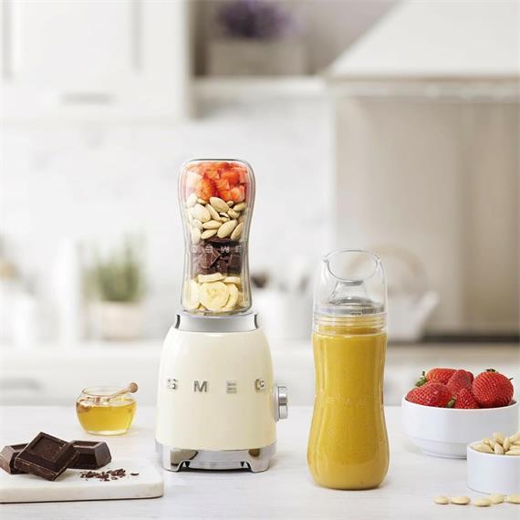 Smeg Mini Batidora 300w con vaso portátil Crema (PBF01CREU)