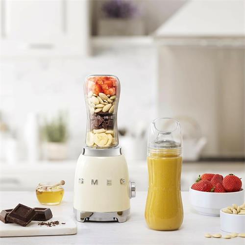 Smeg Mini Batidora 300w con vaso portátil Crema (PBF01CREU)