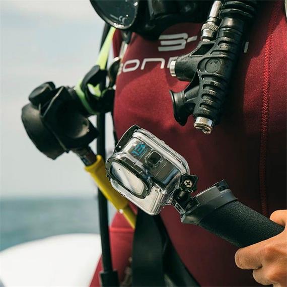 GoPro Hero 13  Black Bundle con Accesorios Adicionales