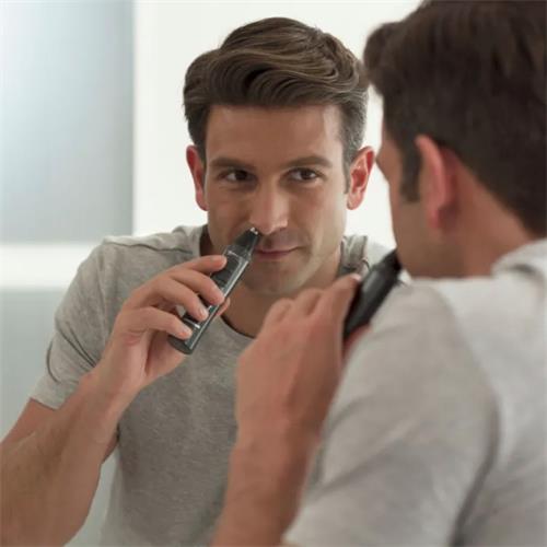 Panasonic ER-GN33 Recortador para la Nariz, las Orejas y el Rostro