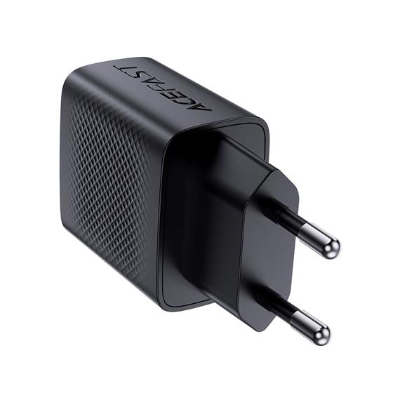 Cargador USB y USB-C Acefast A78 PD20W GaN Negro