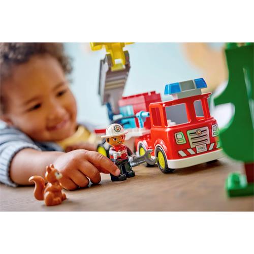 LEGO 10473 Camión de Bomberos con Manguera y Bomberos