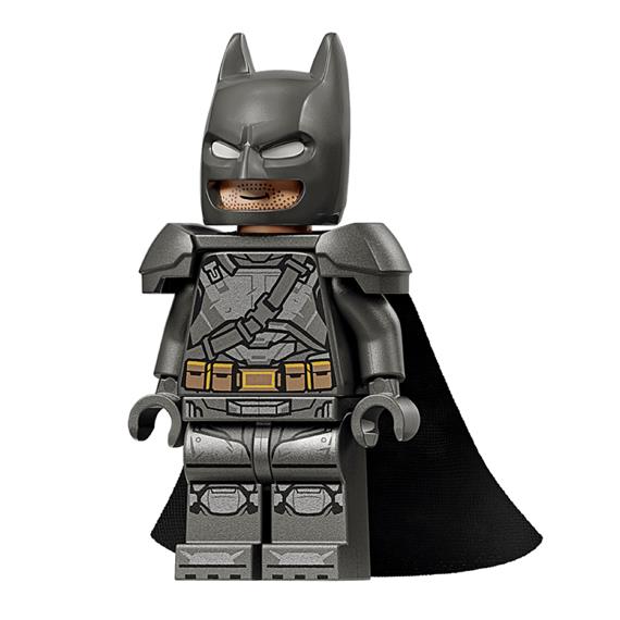 LEGO 76331 Batman y Superman Batmobile