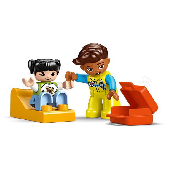 LEGO 10447 Ambulance & Driver