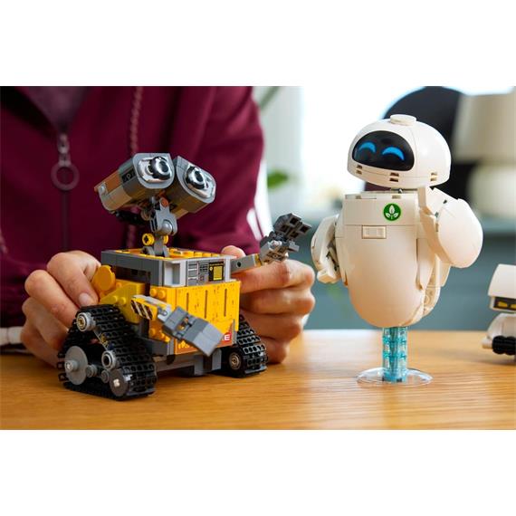 LEGO 43279 WALL-E and EVE