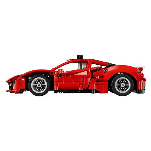 LEGO 42235 Ferrai 488 Pista Car