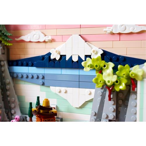 LEGO 31218 Japanese Cherry Blossom Landscape