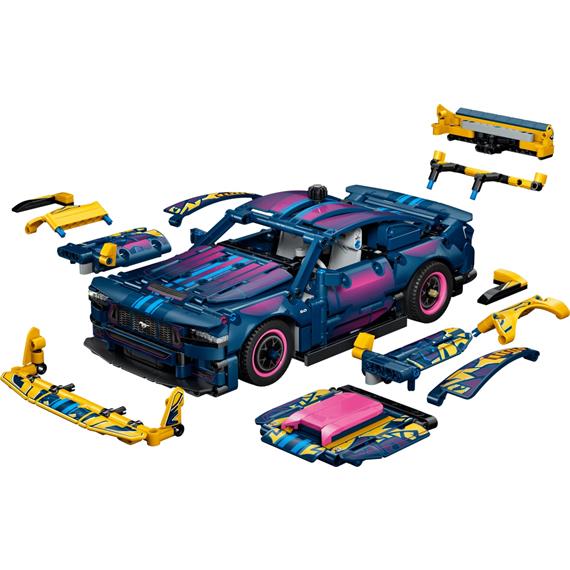 LEGO 42236 Custom Garage Ford Mustang GT Car